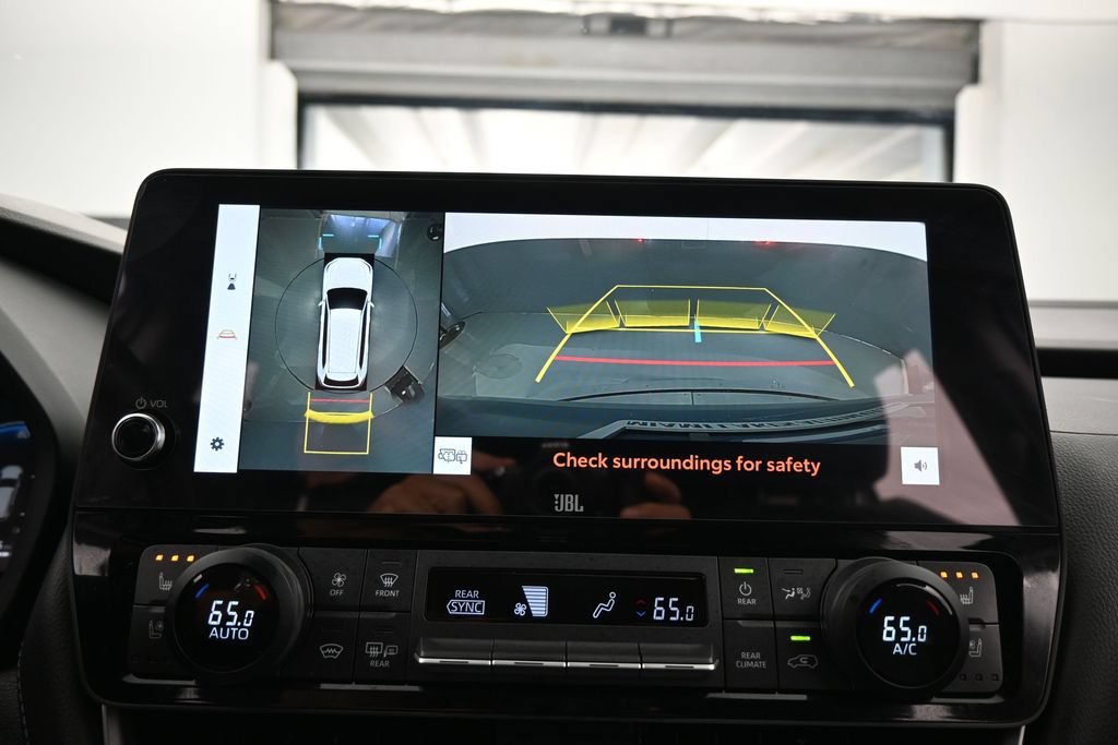 Used 2025 Toyota Grand Highlander FWD image 23