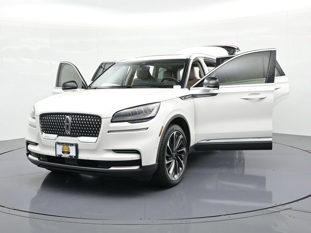 Used 2022 Lincoln Aviator Reserve w/ Equipment Group 201A AWD/4WD image 28