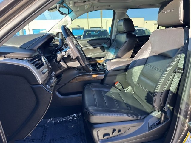 Used 2019 GMC Yukon XL Denali w/ Denali Ultimate Package image 13