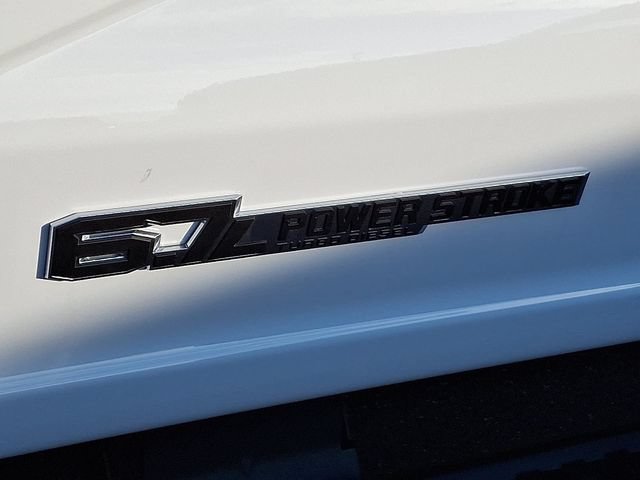 New 2026 Ford F550 4x4 Crew Cab image 6