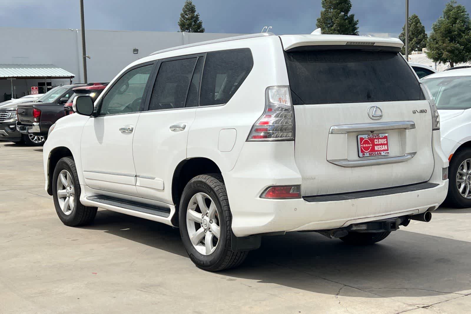 Used 2017 Lexus GX 460 w/ Navigation Package image 7