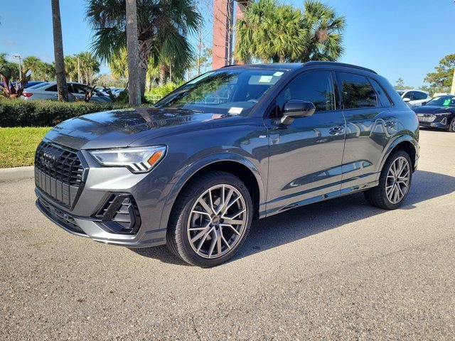 Certified 2025 Audi Q3 2.0T Premium Plus w/ Premium Plus Package image 4