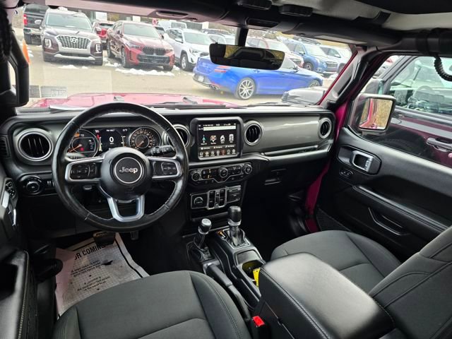 Used 2022 Jeep Wrangler Unlimited Sahara w/ Cold Weather Group image 11