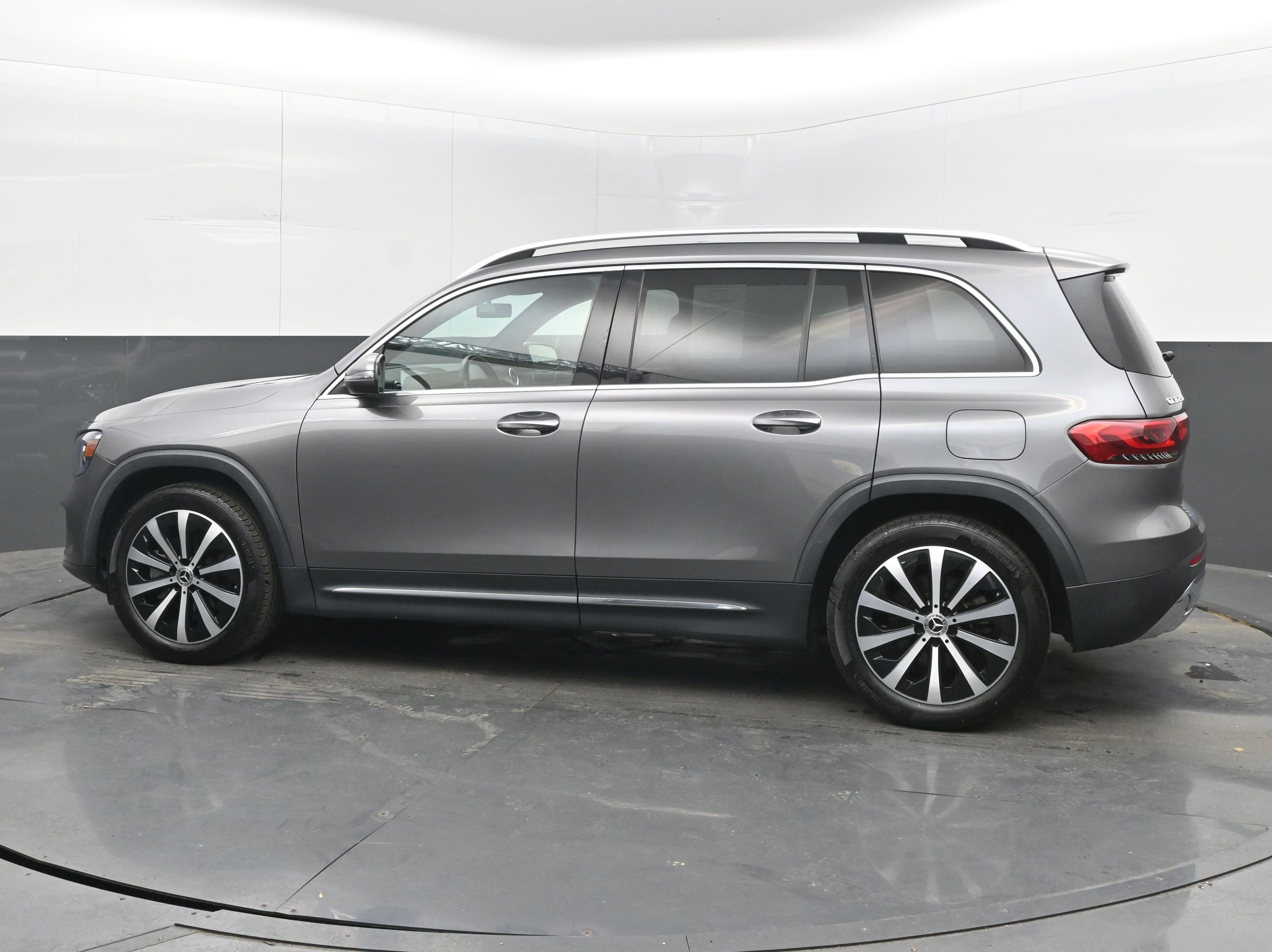 Used 2023 Mercedes-Benz GLB 250 GLB 250 image 5