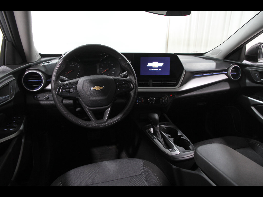 Certified 2024 Chevrolet Trax LS w/ Driver Confidence Package FWD image 6