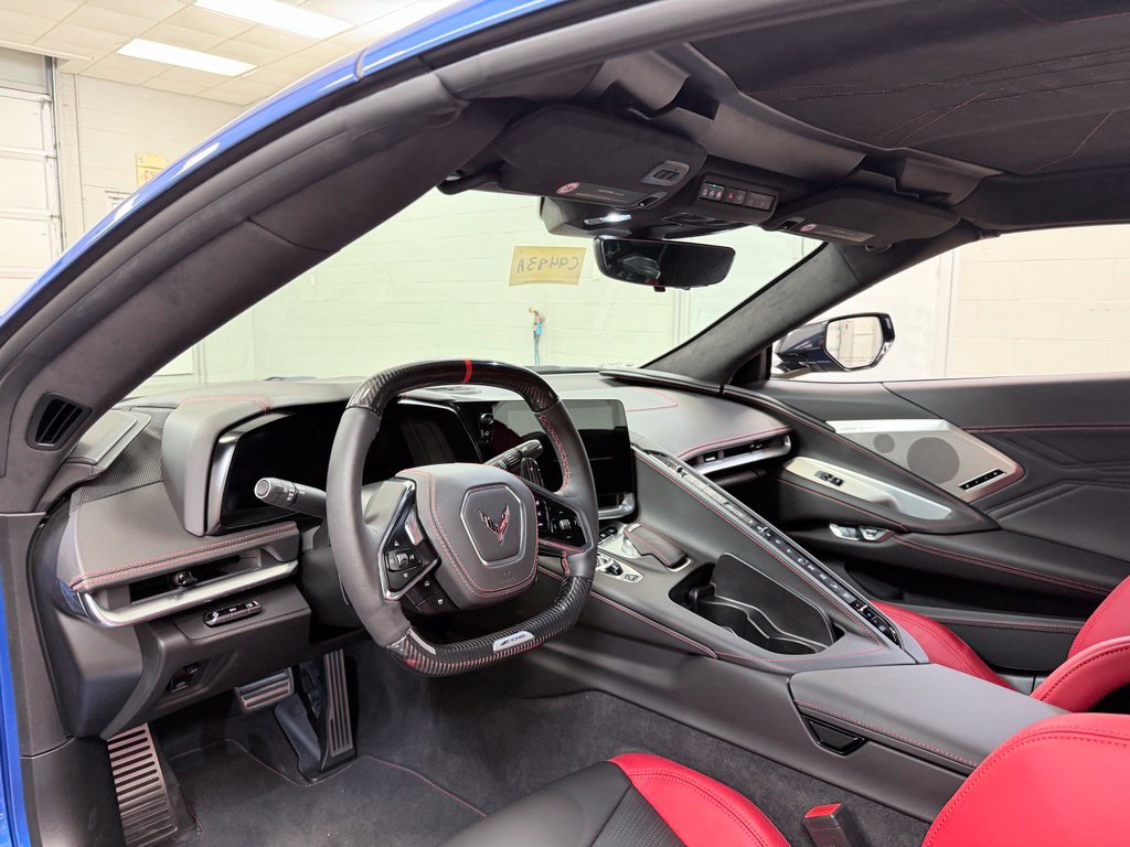 Used 2023 Chevrolet Corvette Z06 RWD image 17