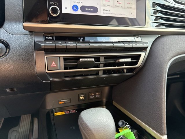 Used 2025 Toyota Camry LE image 26