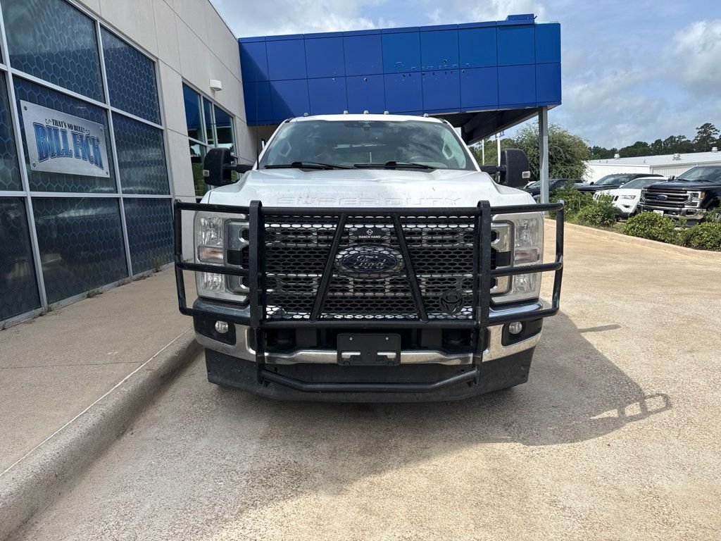 Used 2023 Ford F350 XLT AWD/4WD image 3