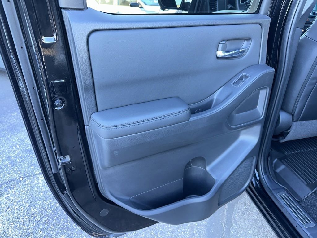 Used 2022 Nissan Frontier PRO-4X w/ Pro-4X Premium Package image 22