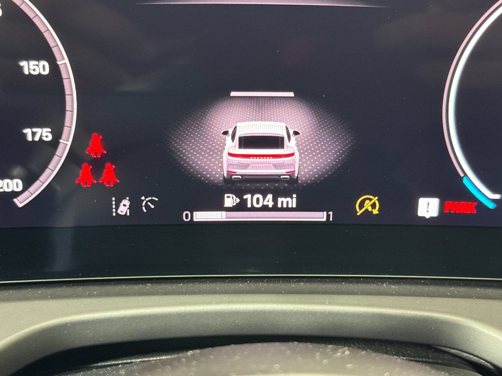 Certified 2025 Porsche Panamera RWD image 25