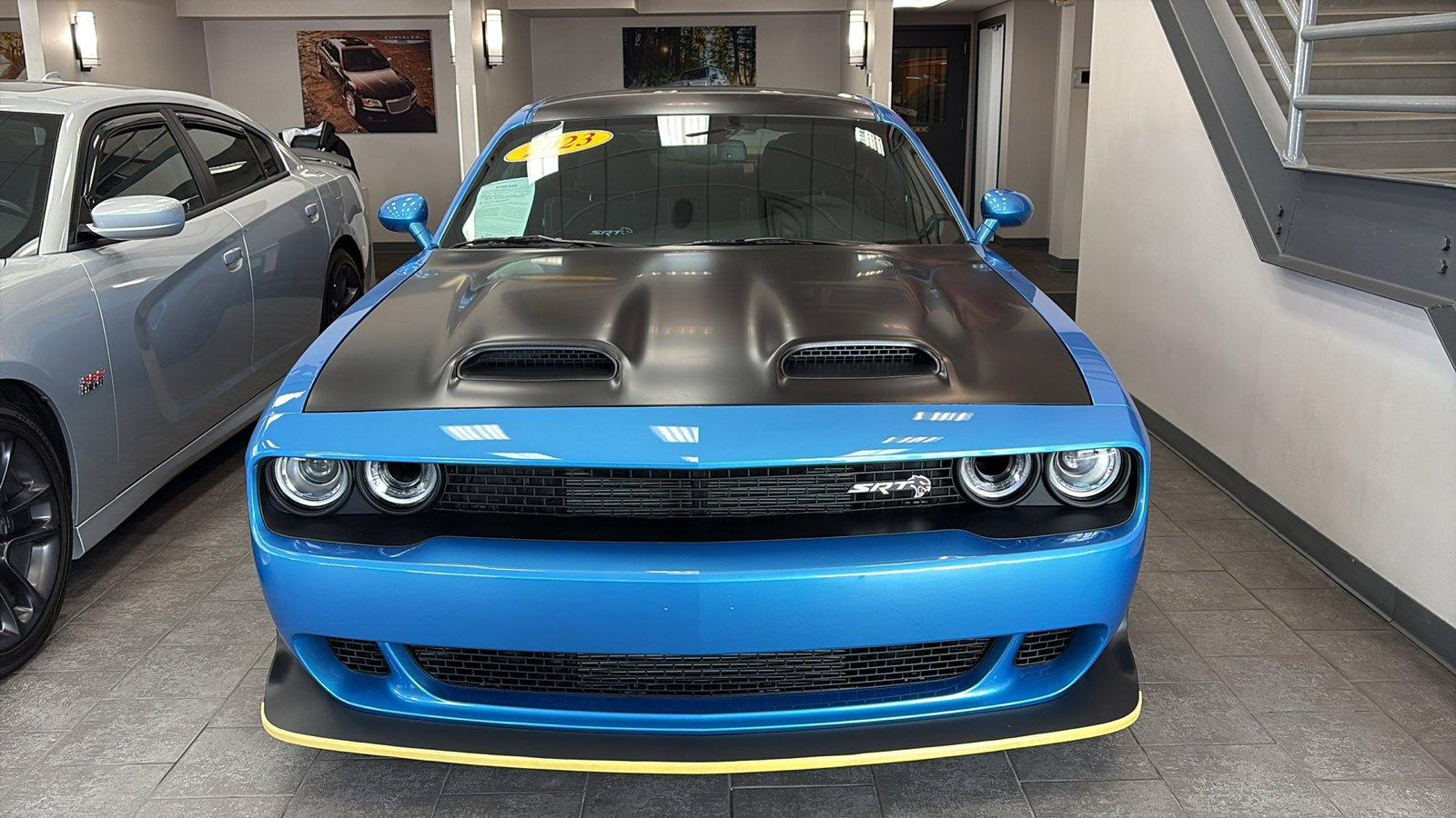Used 2023 Dodge Challenger SRT Hellcat image 2