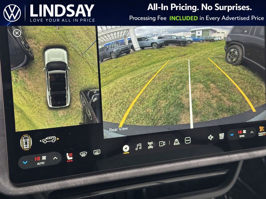 Used 2025 Rivian R1S Adventure AWD/4WD image 19