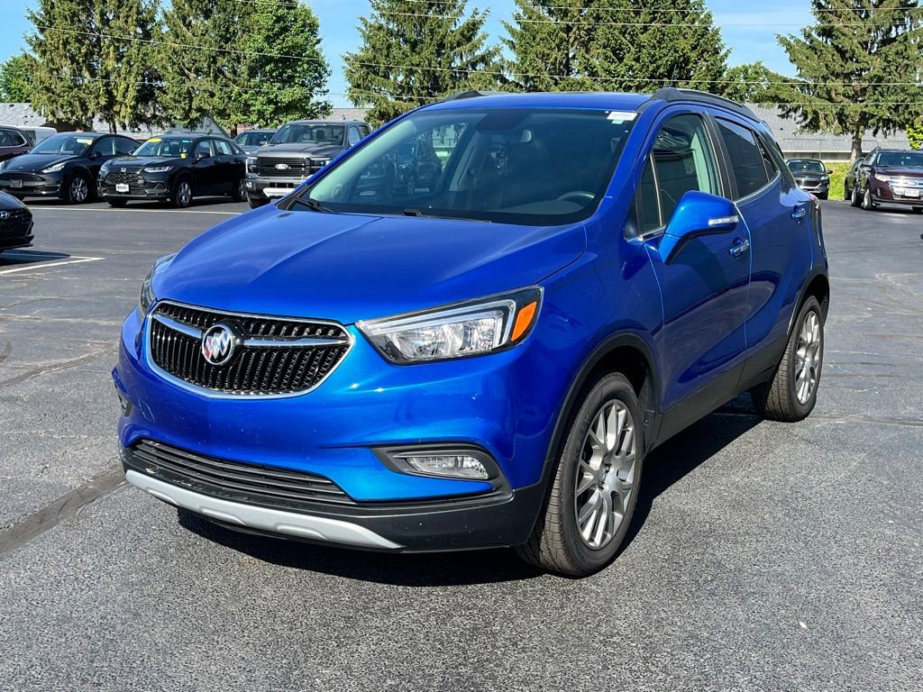 Used 2018 Buick Encore Sport Touring AWD/4WD image 2