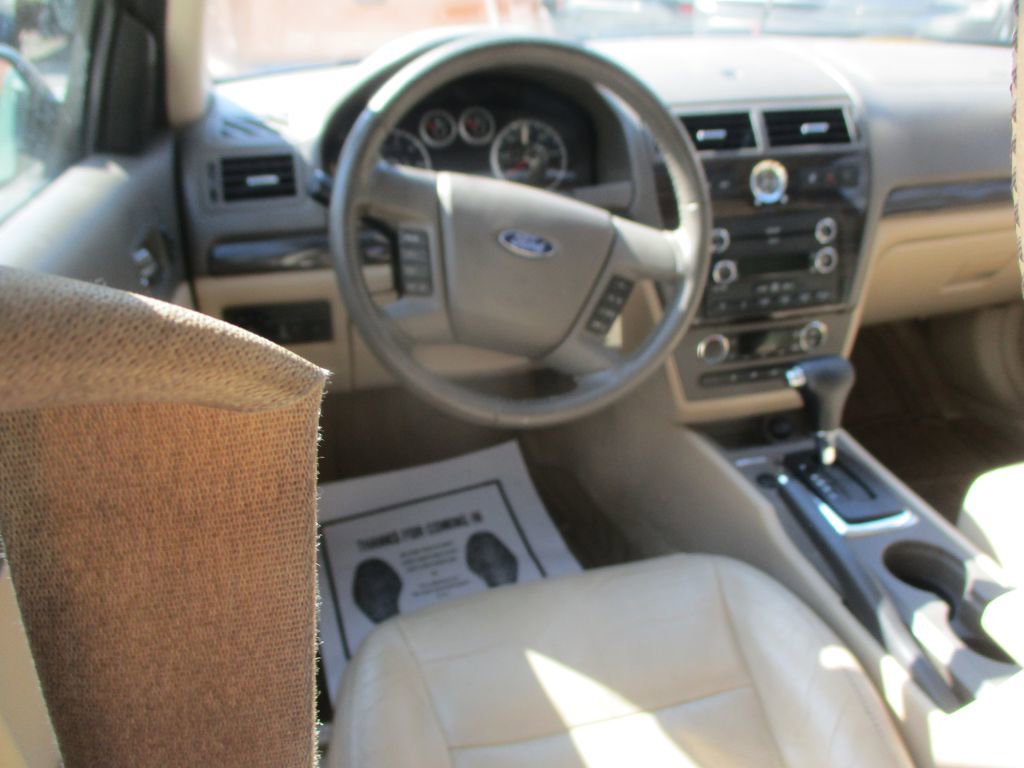 Used 2009 Ford Fusion SEL image 8