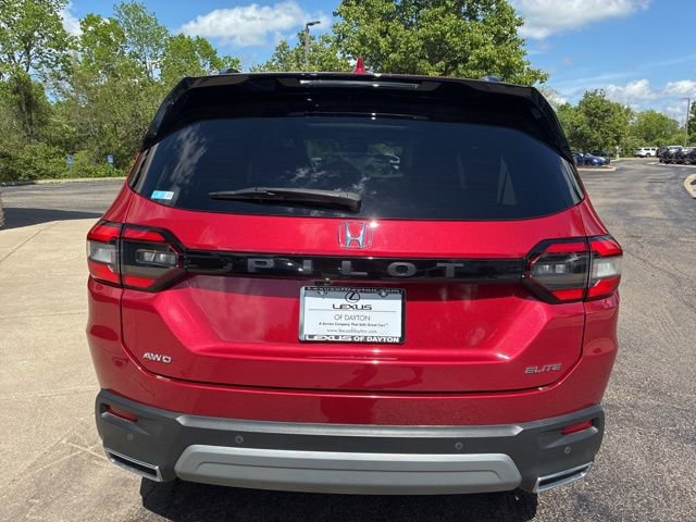 Used 2023 Honda Pilot Elite image 4