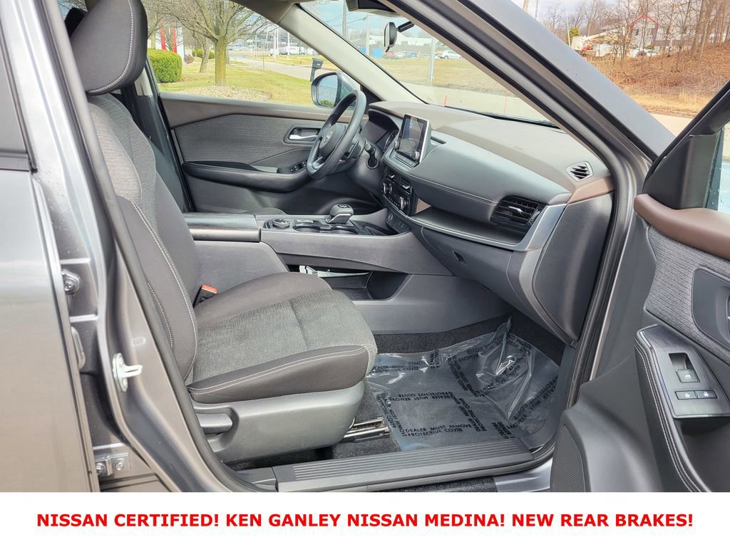 Certified 2023 Nissan Rogue SV image 48