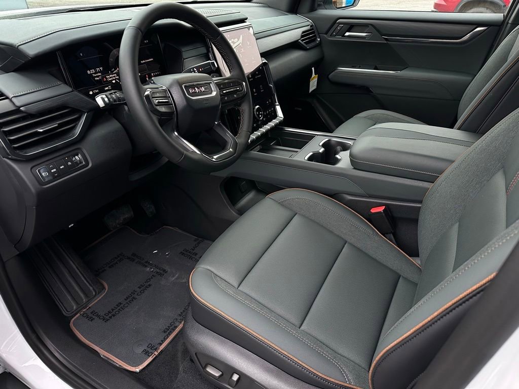 New 2026 GMC Acadia AT4 w/ Luxury Package AWD/4WD image 10