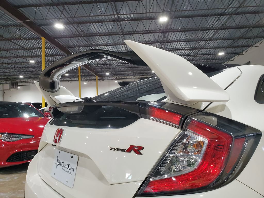 Used 2018 Honda Civic Type R image 46