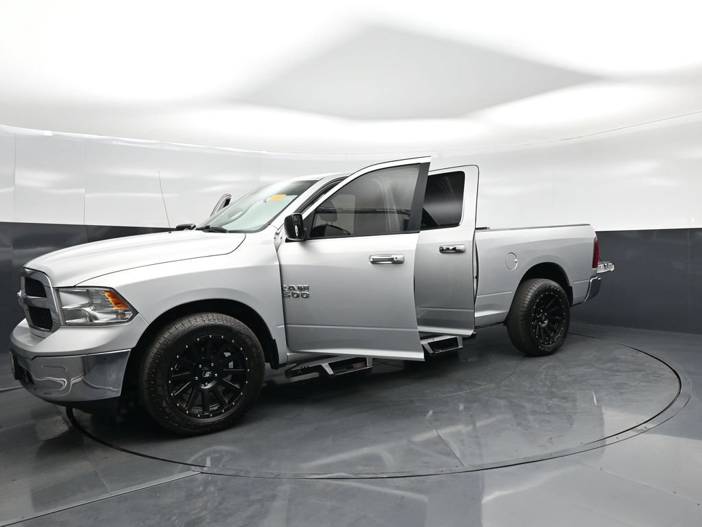 Used 2018 RAM 1500 Classic SLT RWD image 22