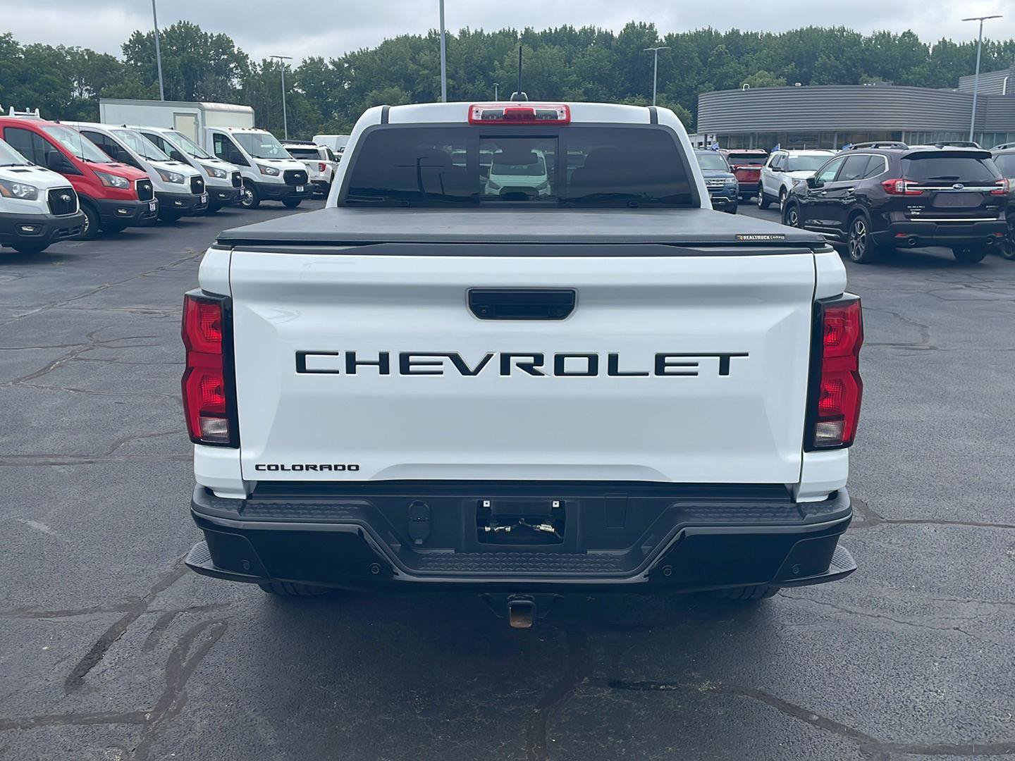 Used 2024 Chevrolet Colorado Z71 w/ Z71 Convenience Package 2 AWD/4WD image 4