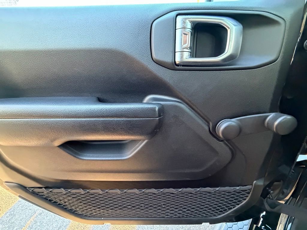 Certified 2024 Jeep Wrangler Sport image 30