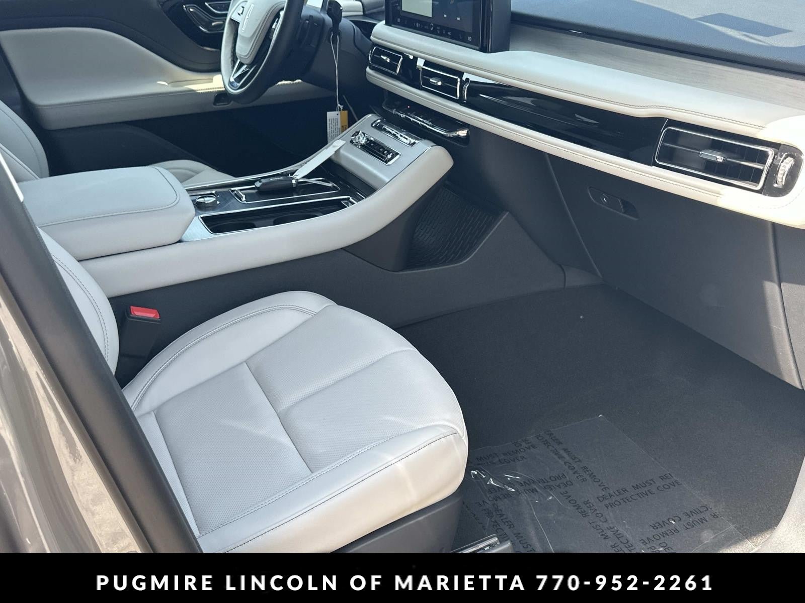 New 2026 Lincoln Aviator Reserve RWD image 13