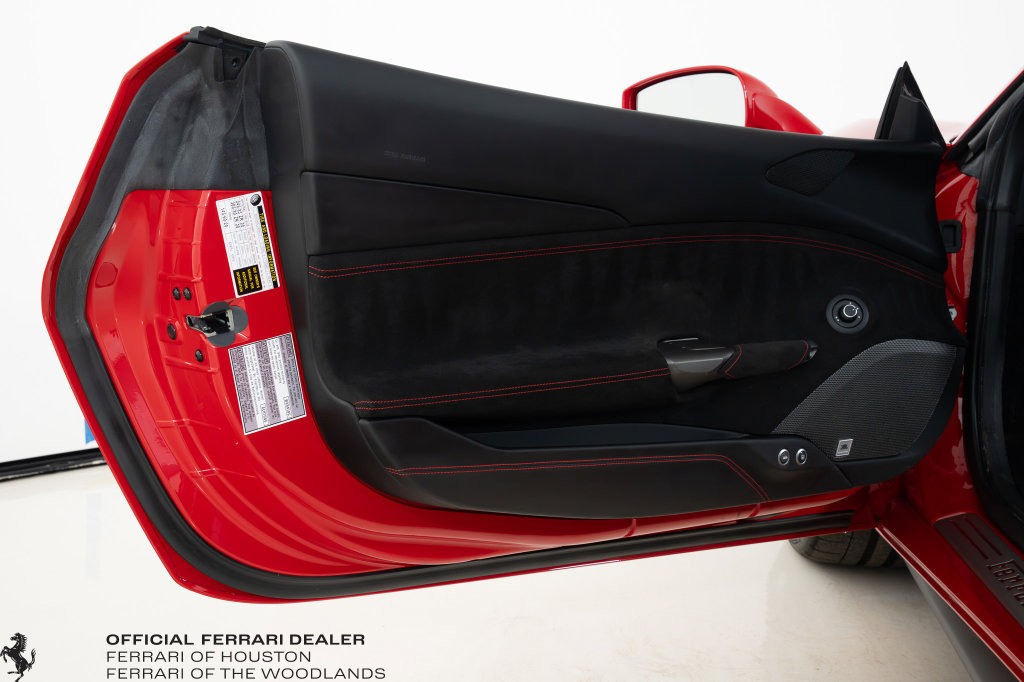 Certified 2017 Ferrari 488 GTB RWD image 23