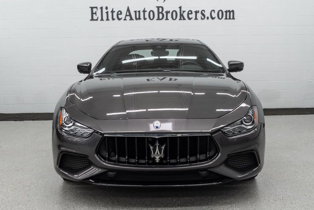 Used 2022 Maserati Ghibli Modena Q4 image 3