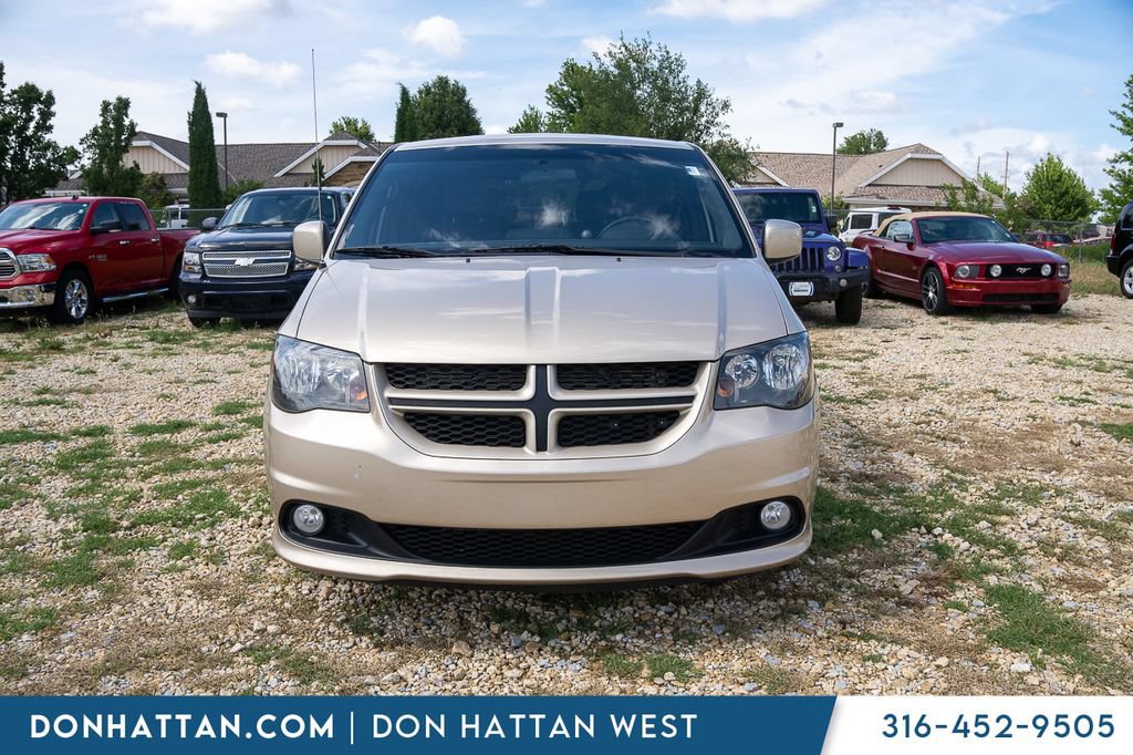 Used 2016 Dodge Grand Caravan R/T FWD image 26