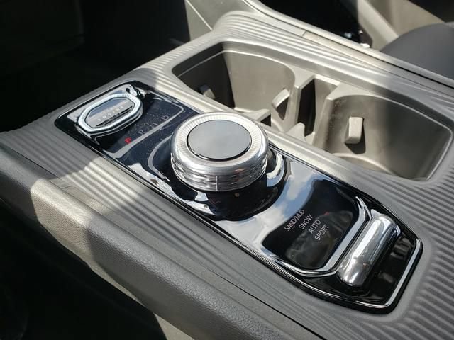 New 2026 Jeep Cherokee Limited AWD/4WD image 11