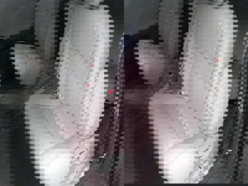 Used 2017 Toyota Sienna XLE image 31