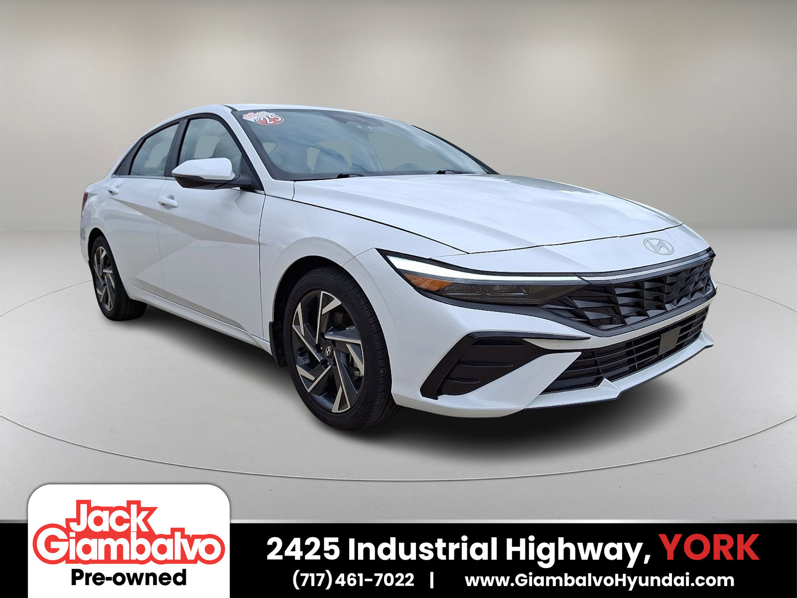 Certified 2025 Hyundai Elantra Limited FWD image 1