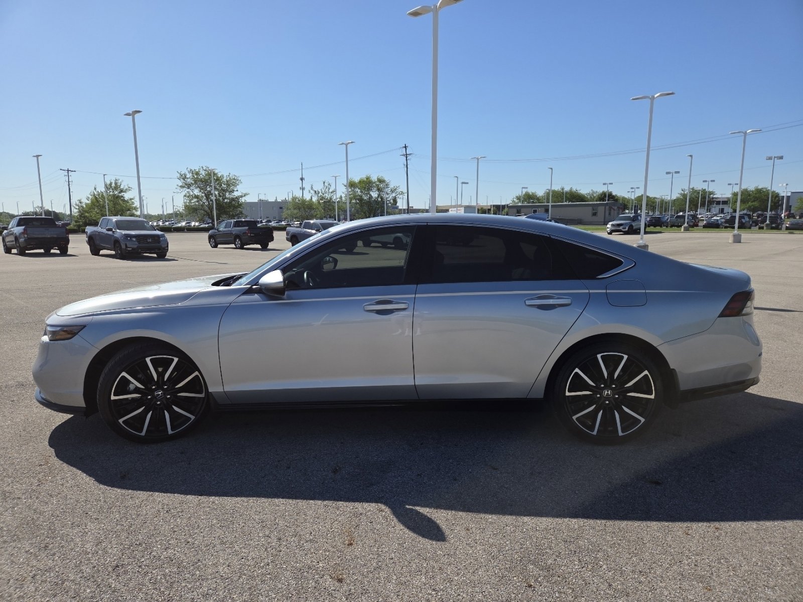 Used 2024 Honda Accord Touring image 14