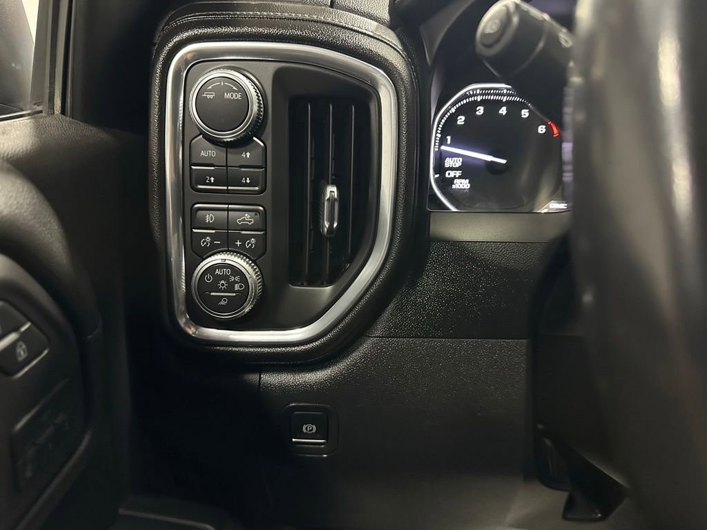 Used 2020 GMC Sierra 1500 SLT w/ SLT Premium Plus Package AWD/4WD image 17