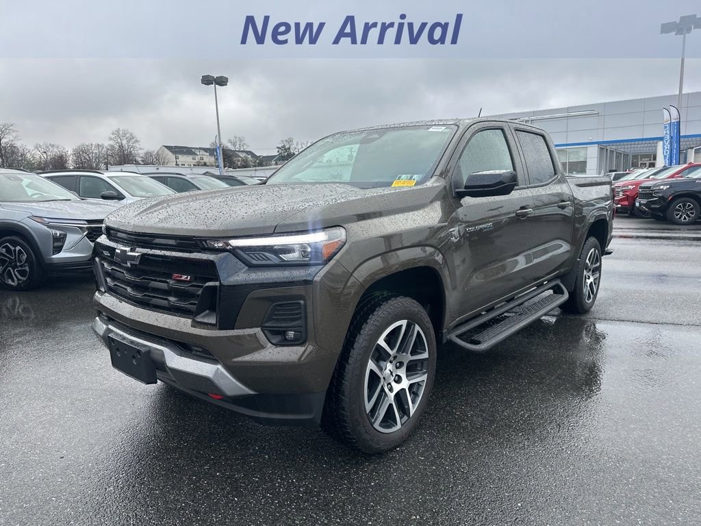 Certified 2024 Chevrolet Colorado Z71 w/ Z71 Convenience Package 2