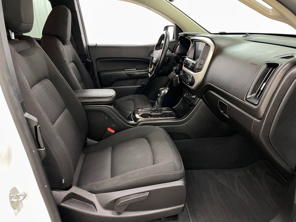 Certified 2022 GMC Canyon Elevation w/ Trailering Package image 36