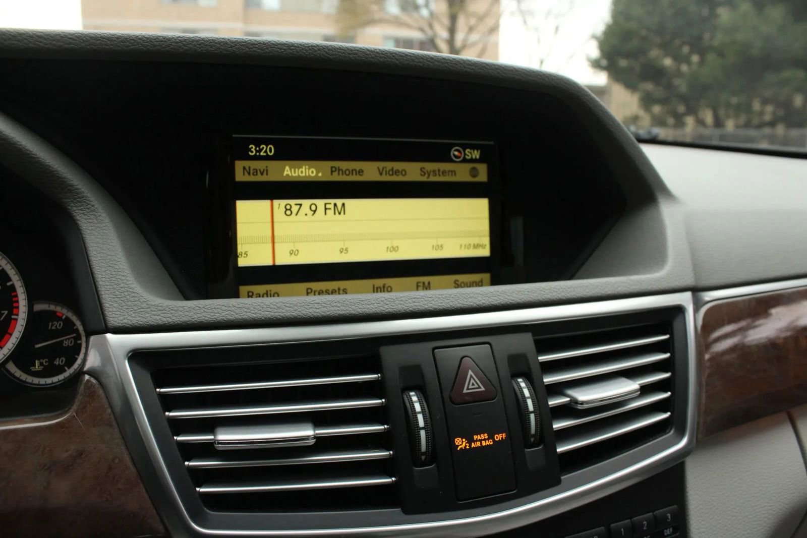 Used 2012 Mercedes-Benz E 350 4MATIC Sedan image 37