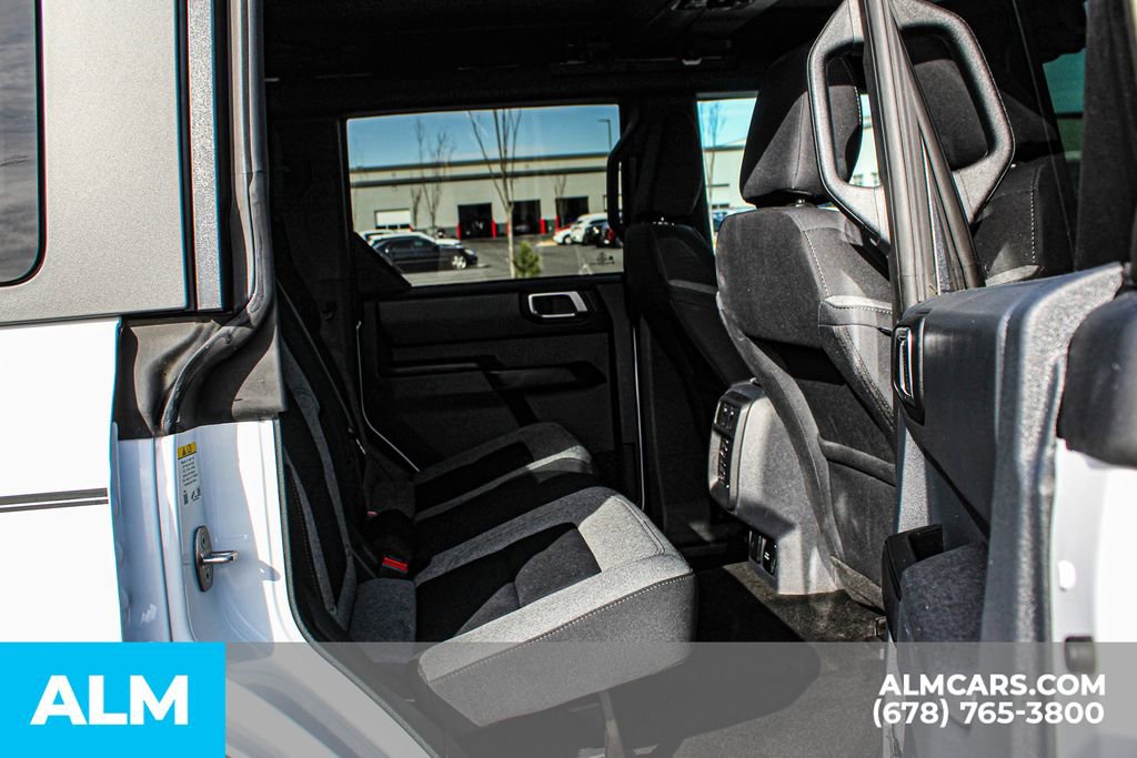 Used 2025 Ford Bronco Big Bend image 16