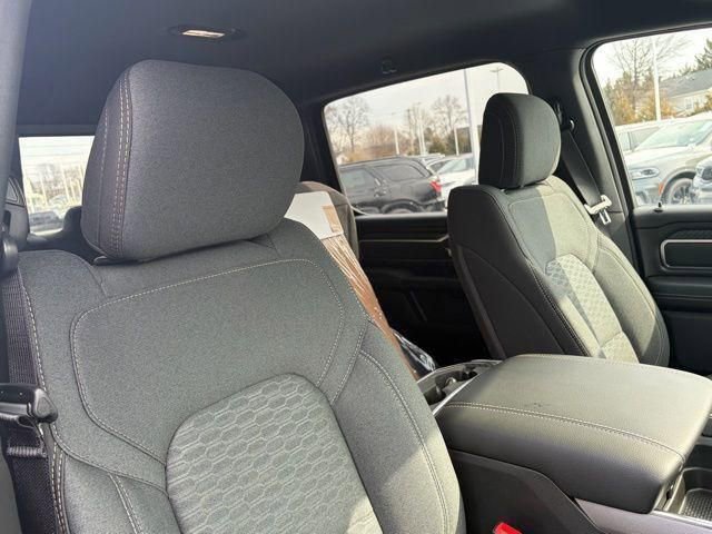New 2026 RAM 1500 Big Horn AWD/4WD image 29