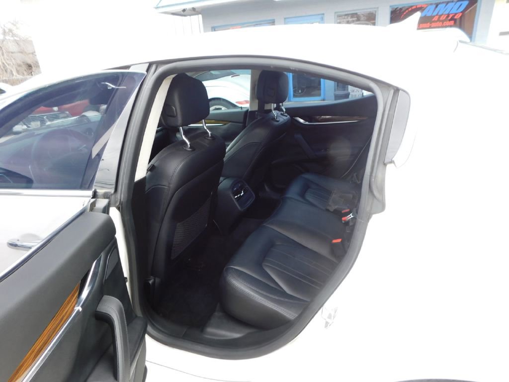 Used 2014 Maserati Ghibli S Q4 AWD/4WD image 25
