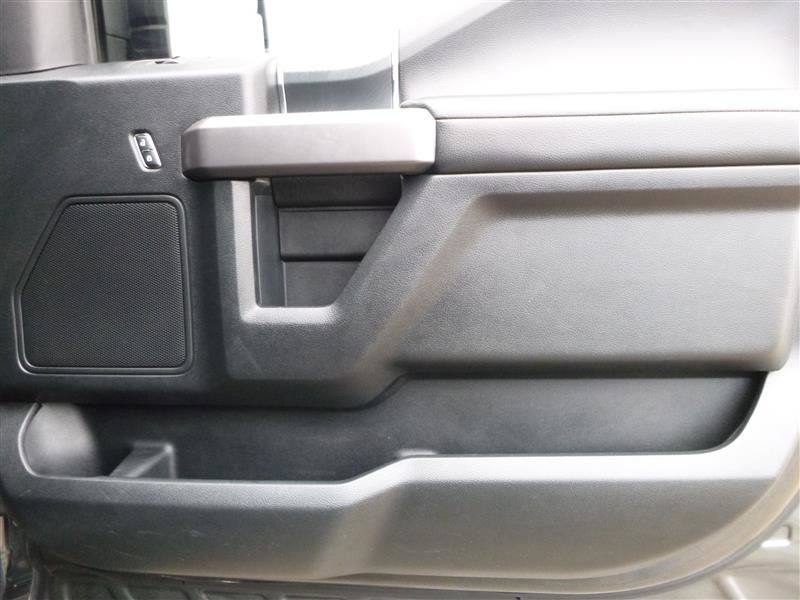 Used 2019 Ford F150 XLT w/ Equipment Group 302A Luxury AWD/4WD image 19