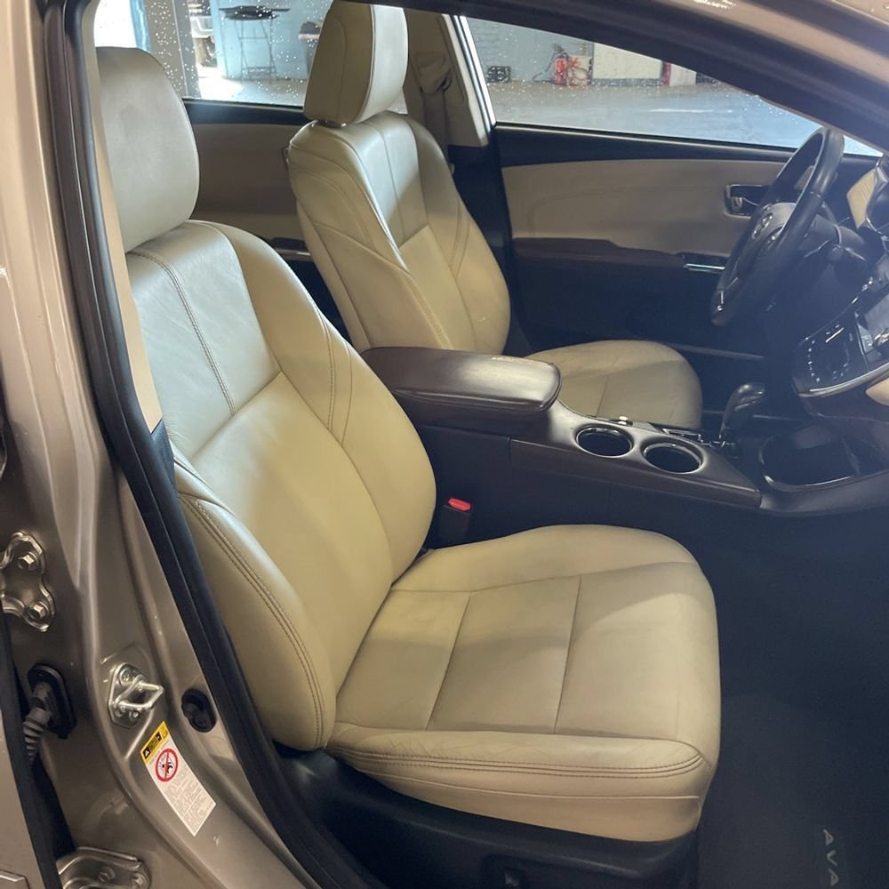 Used 2015 Toyota Avalon XLE Premium FWD image 6