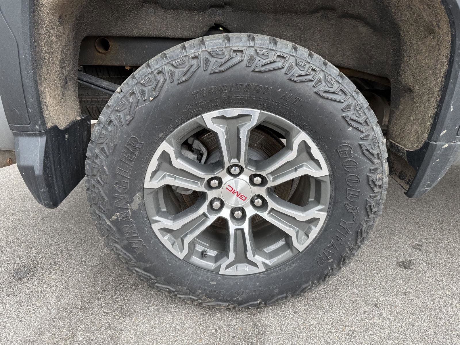 Used 2024 GMC Sierra 1500 Pro w/ Graphite Edition AWD/4WD image 13