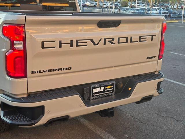 Used 2026 Chevrolet Silverado 1500 RST w/ Dark Appearance Package AWD/4WD image 5
