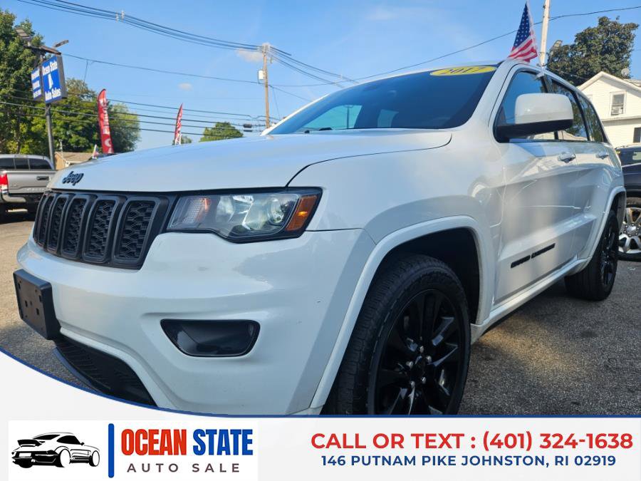 Used 2017 Jeep Grand Cherokee Altitude image 1