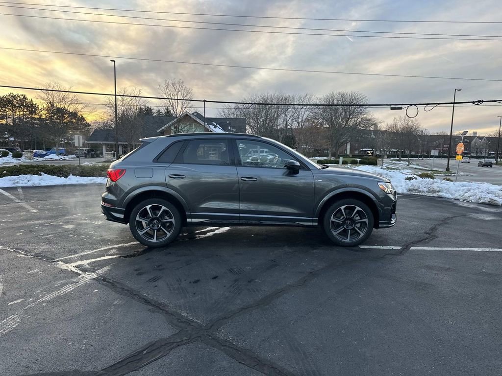 New 2025 Audi Q3 2.0T Premium Plus image 8