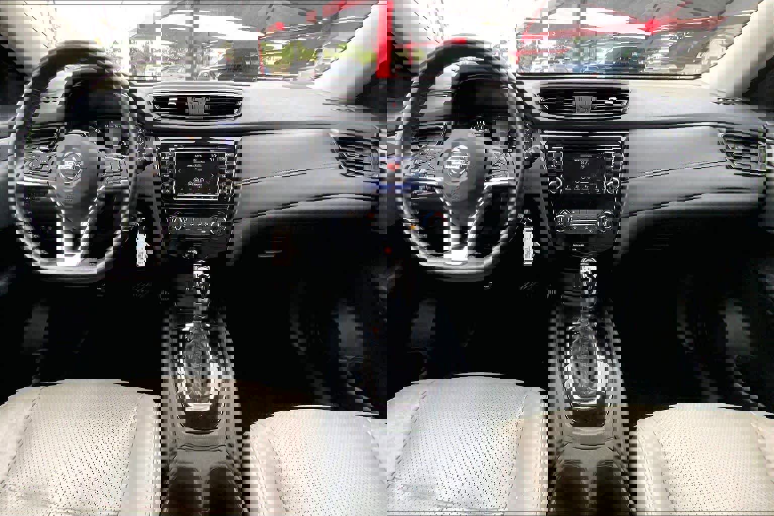 Used 2020 Nissan Rogue S w/ Special Edition Package FWD image 16