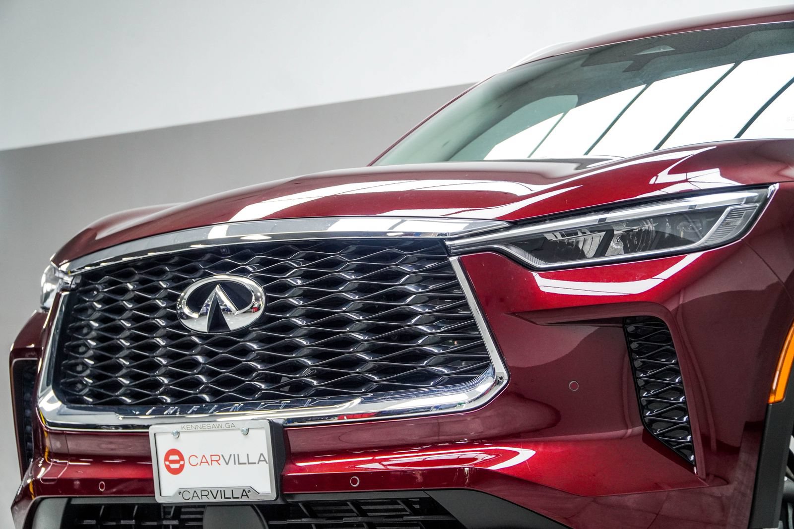 Used 2025 INFINITI QX60 Luxe w/ Vision Package AWD/4WD image 2