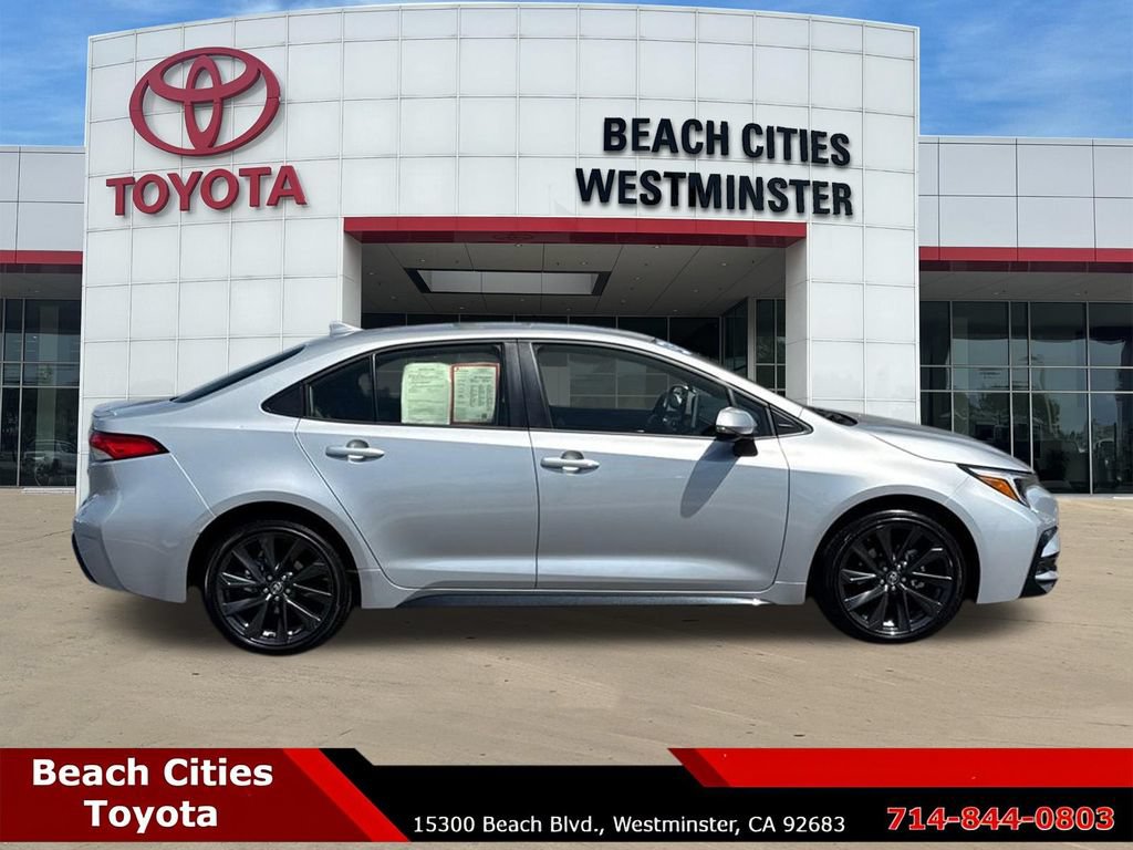 Certified 2026 Toyota Corolla SE w/ SE Package FWD image 13