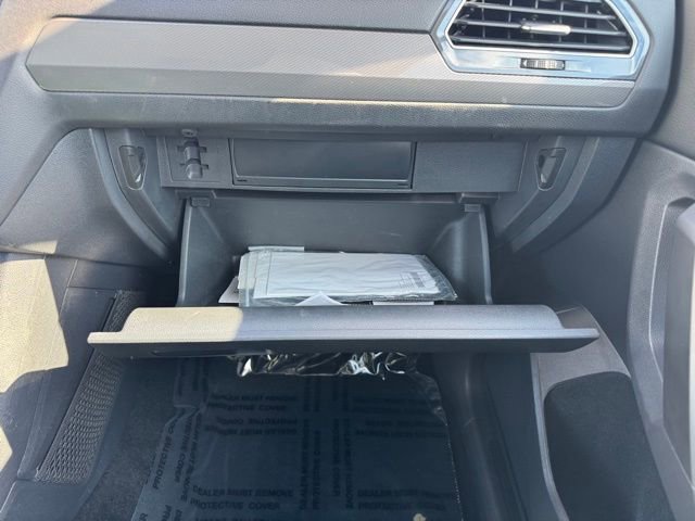 Used 2023 Volkswagen Tiguan SE image 26